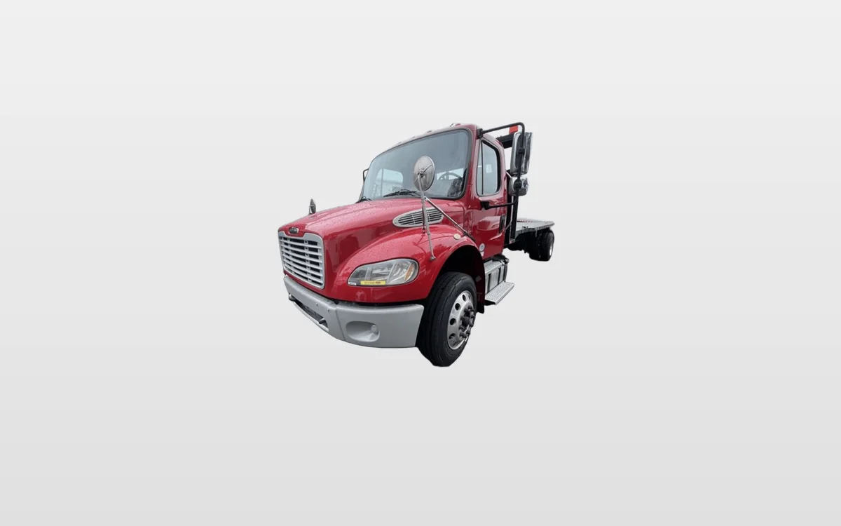 2019 Freightliner M2 106 - image 1