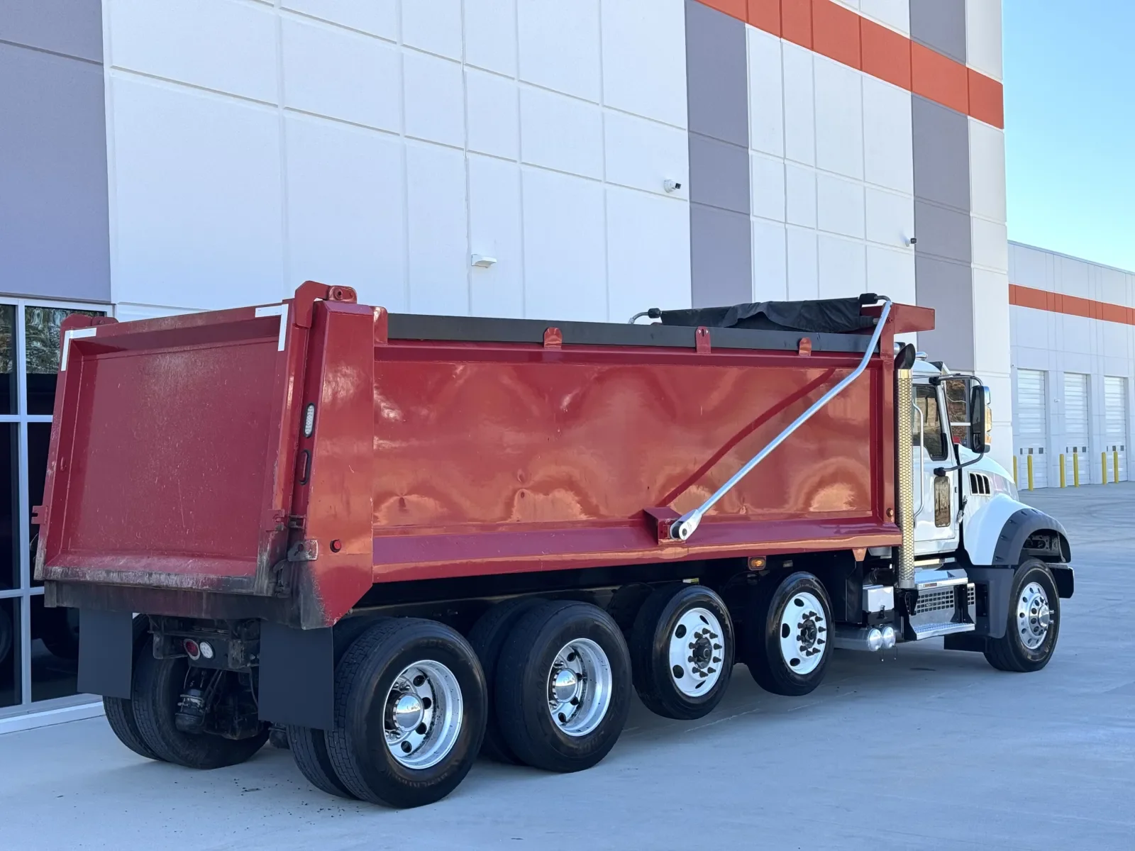 2022 Mack Granite - image 6