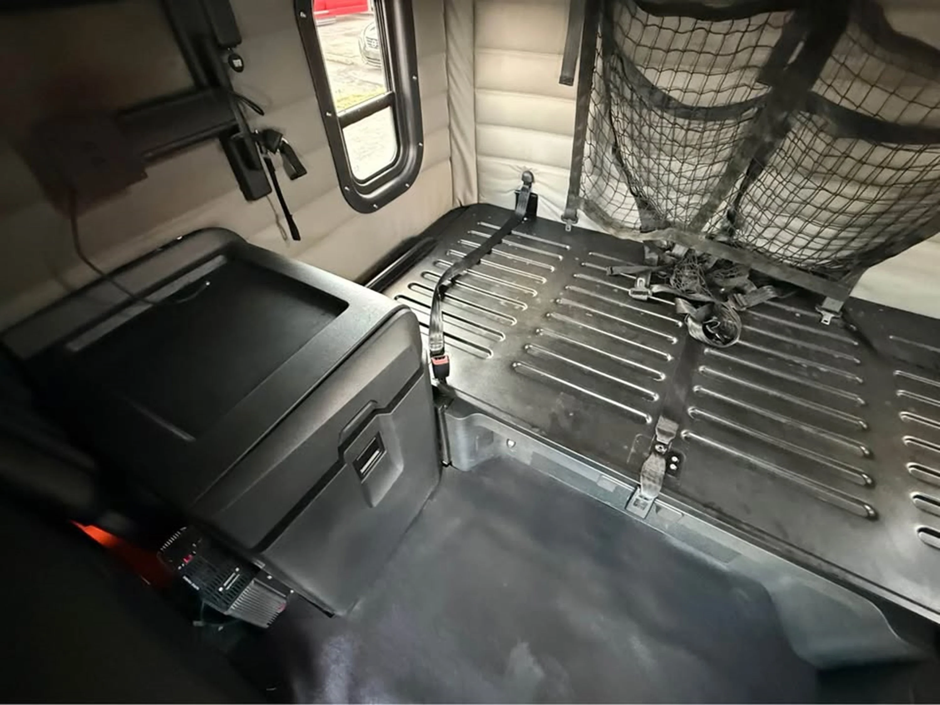 2020 Freightliner Cascadia in Franklin, KY — photo 8