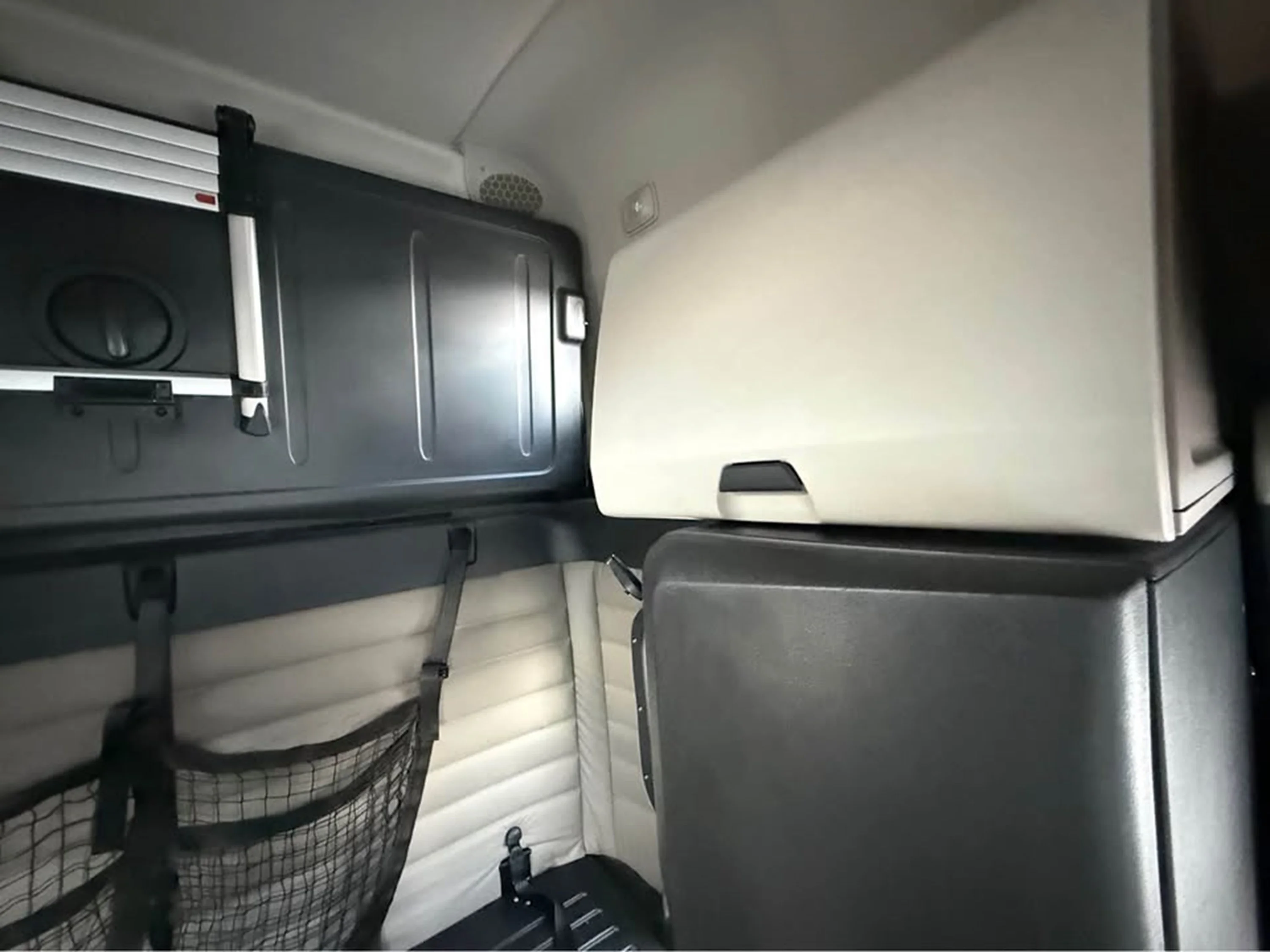 2020 Freightliner Cascadia in Franklin, KY — photo 13