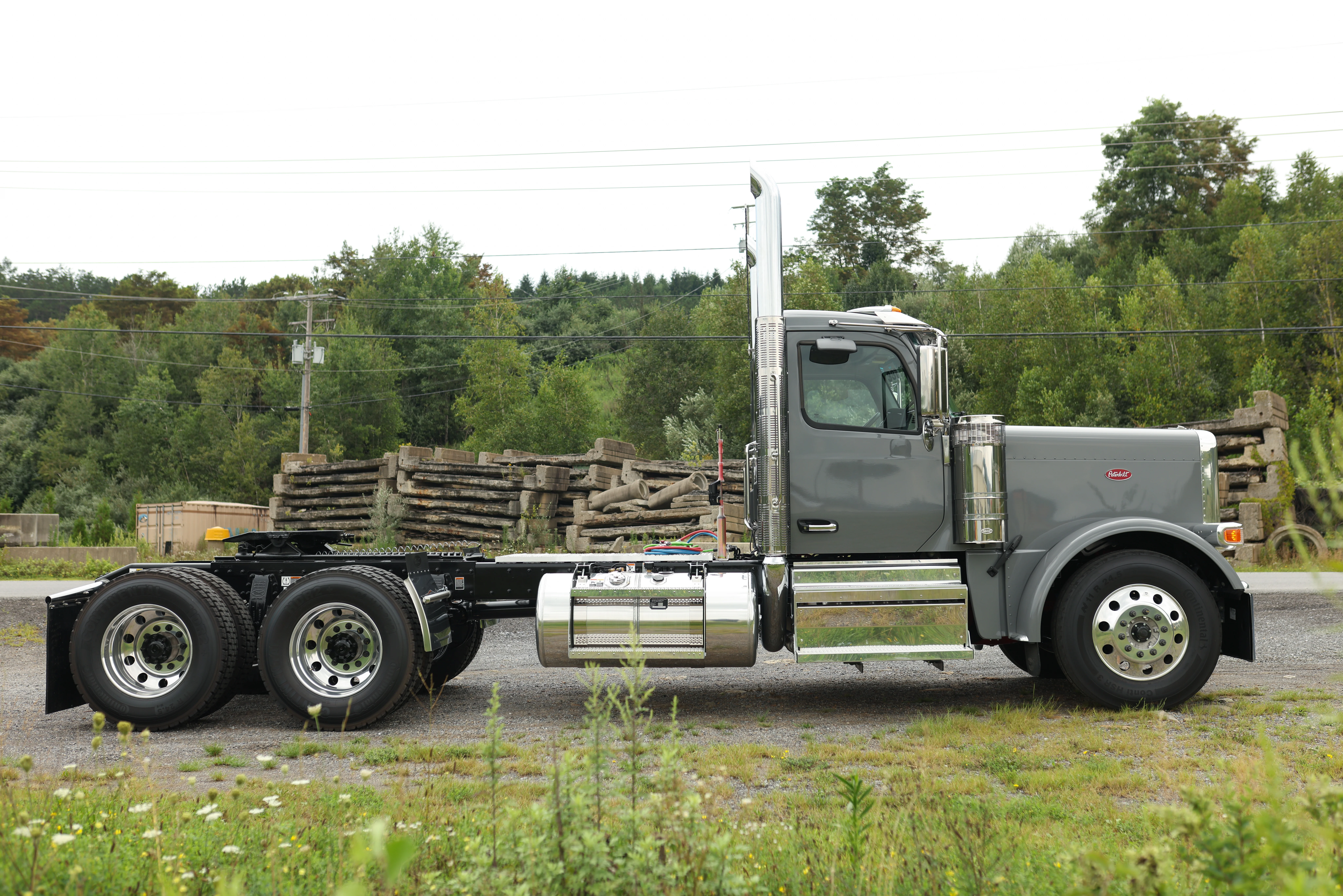 2027 Peterbilt 589 in Clearfield, PA — photo 8