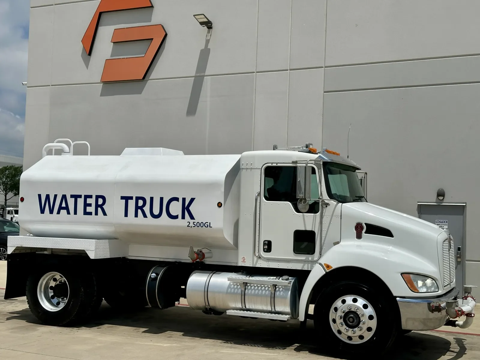 2013 Kenworth T270 in Hutchins, TX