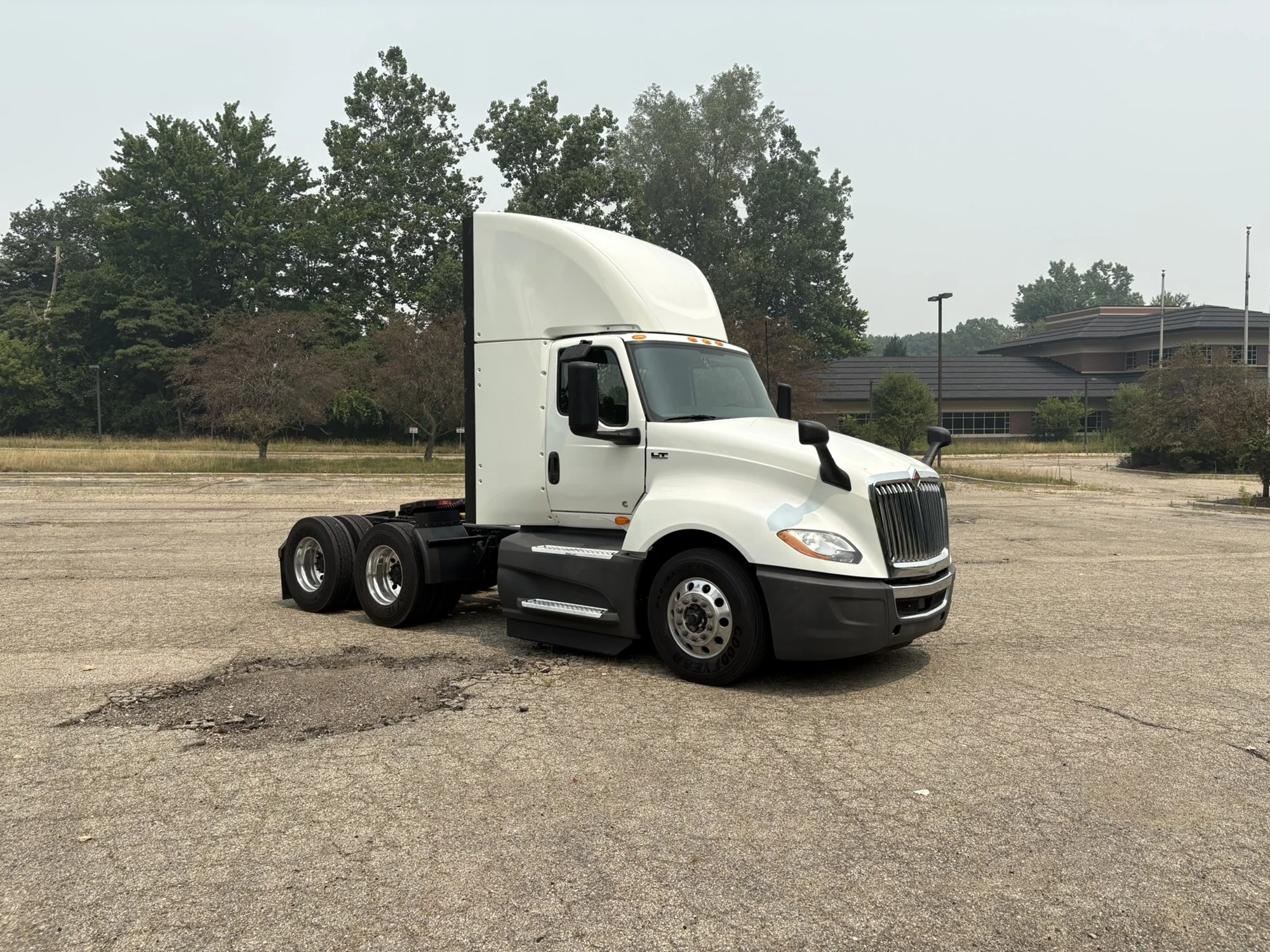 2021 International LT in West Michigan International, MI — photo 4