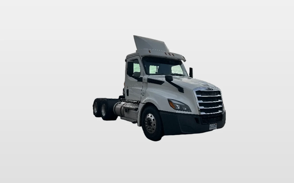 2019 Freightliner - image 1