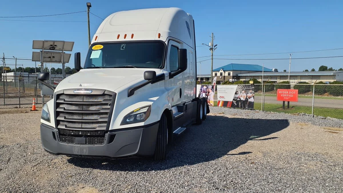 2019 Freightliner Cascadia
