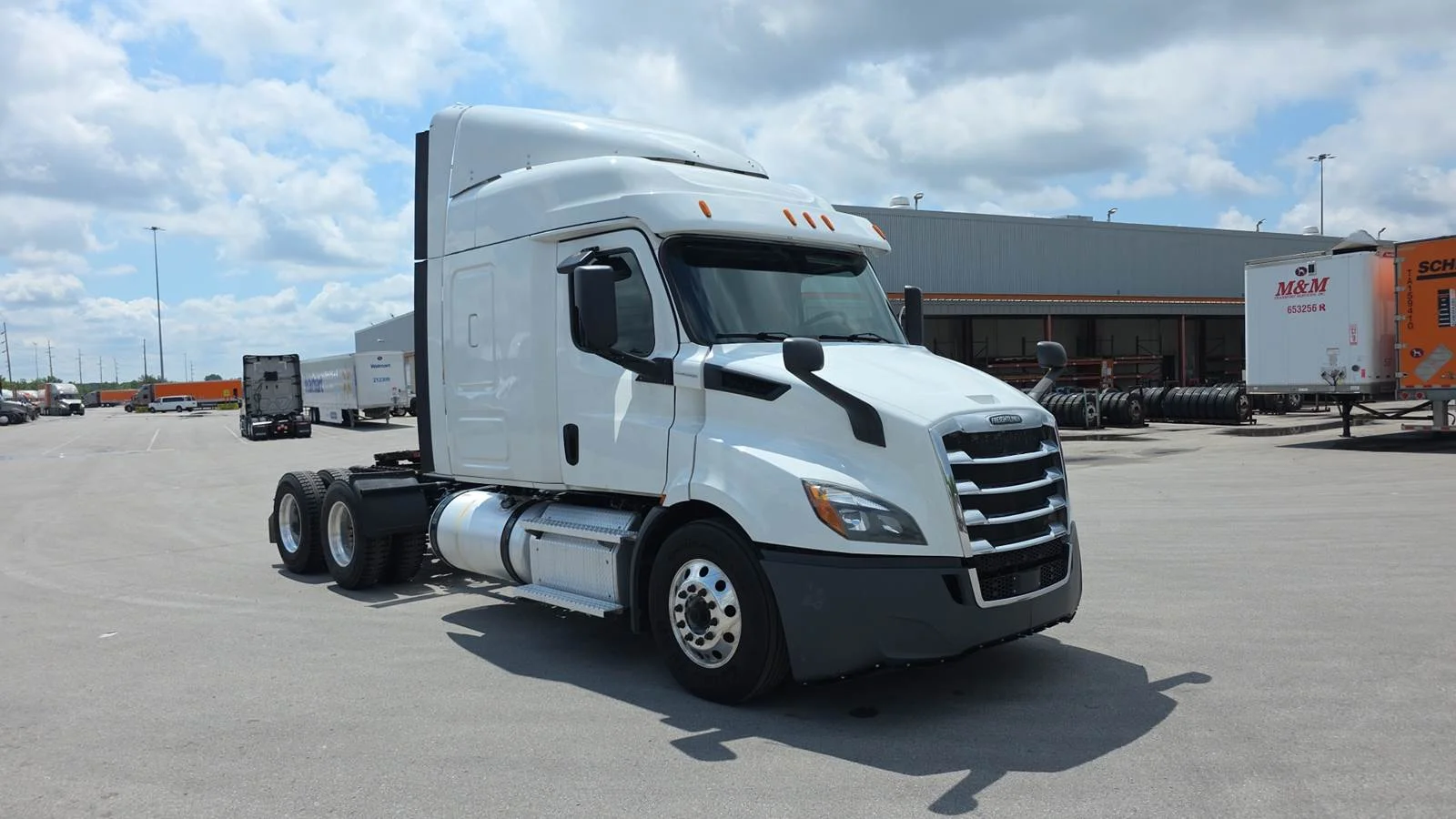 2020 Freightliner Cascadia