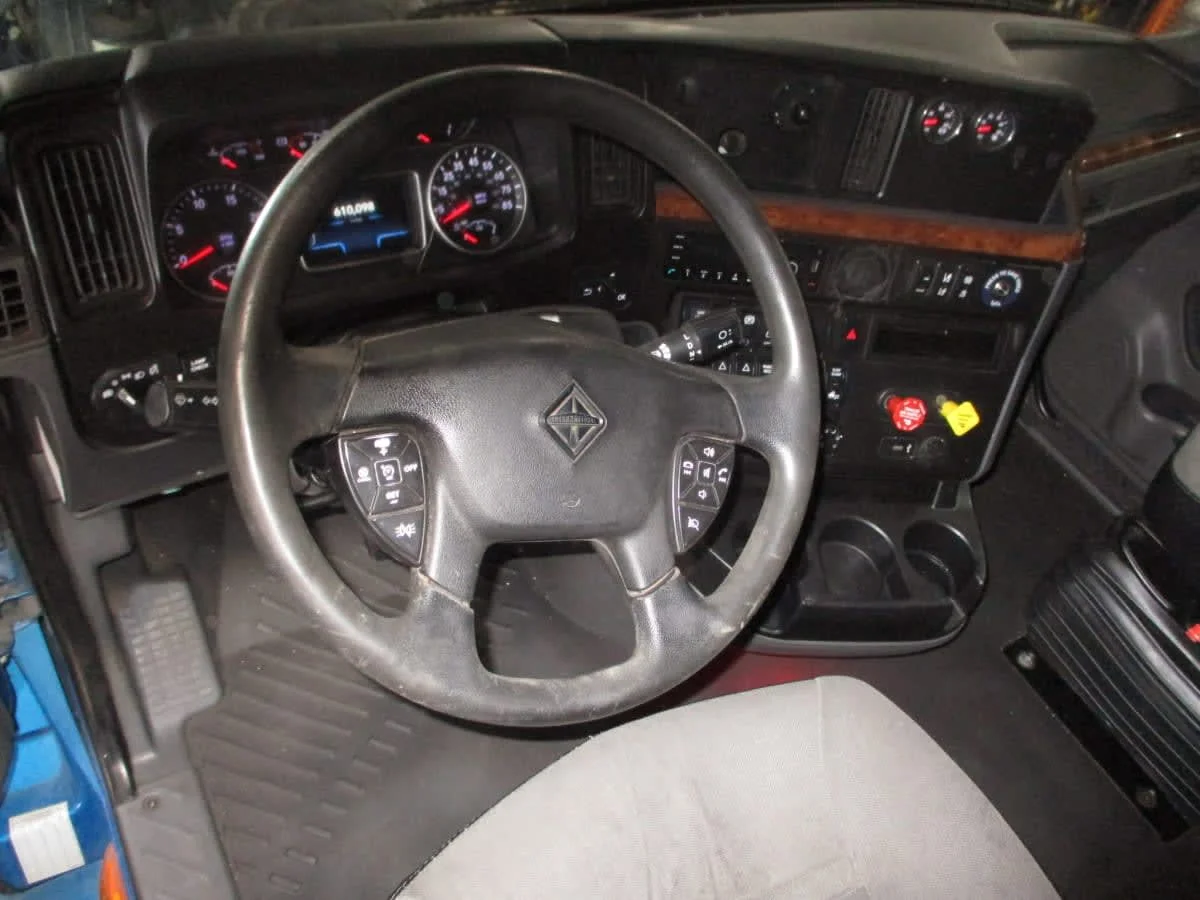 2021 International LT in Commerce City, CO — photo 7