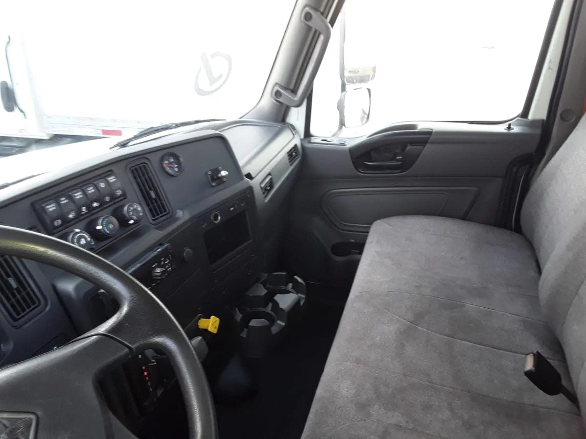 2020 International MV in Hilliard, OH — photo 7