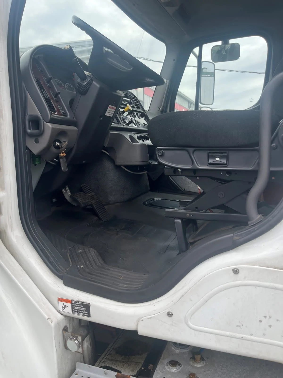 2020 Freightliner M2 106 in Newark, NJ — photo 8