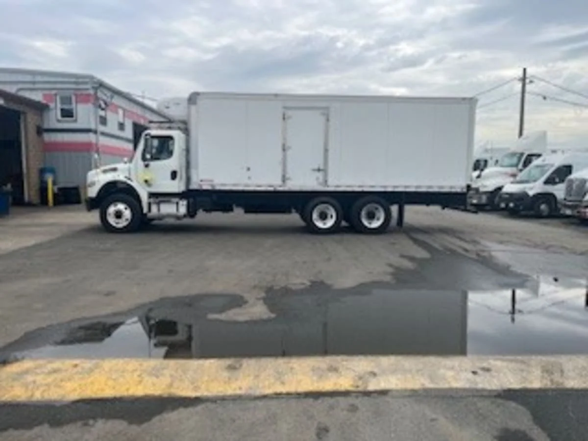2020 Freightliner M2 106 in Newark, NJ — photo 17