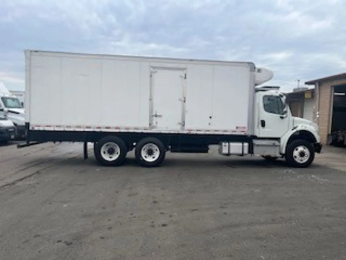 2020 Freightliner M2 106 in Newark, NJ — photo 3