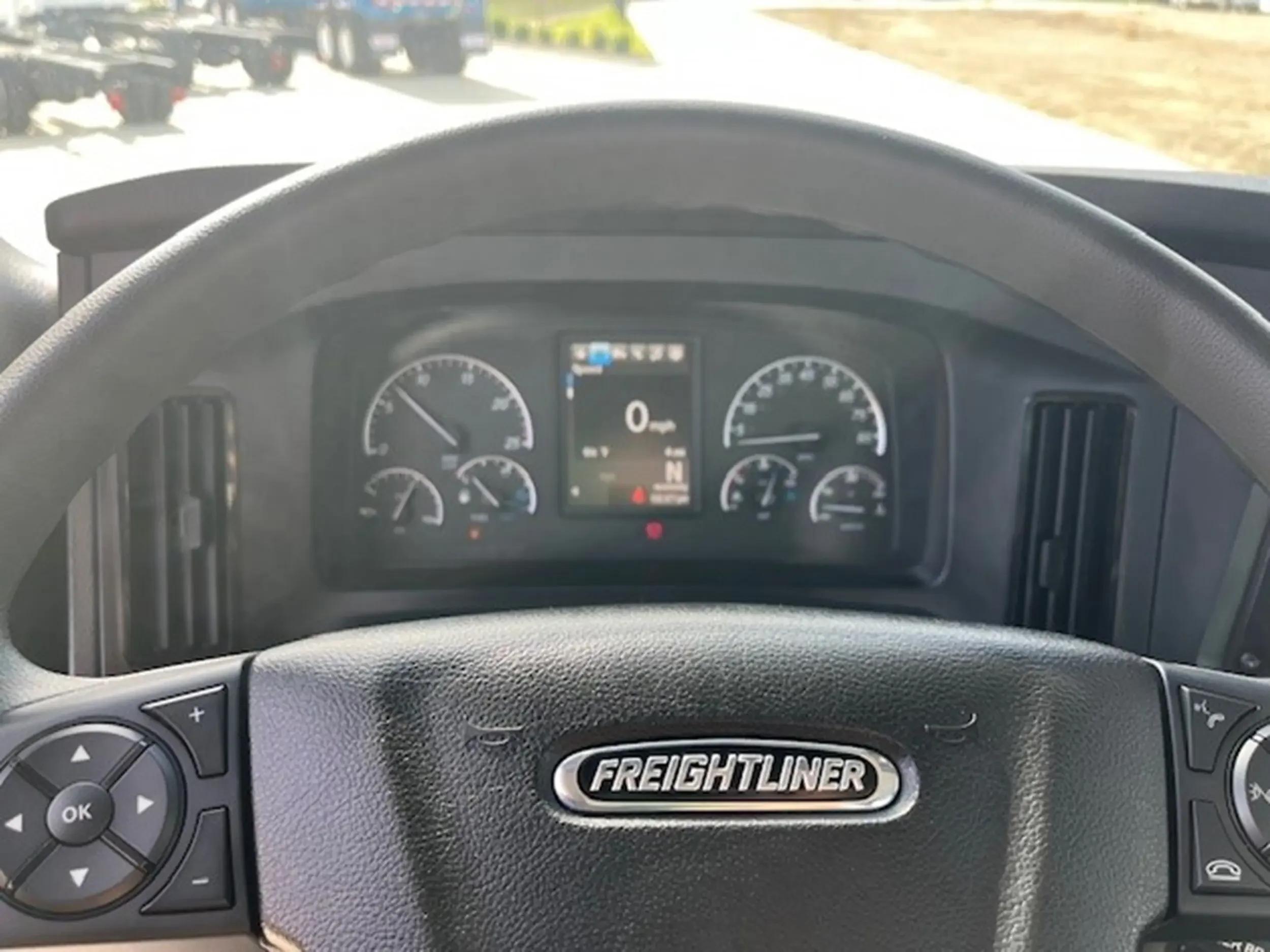 2026 Freightliner Cascadia - image 13