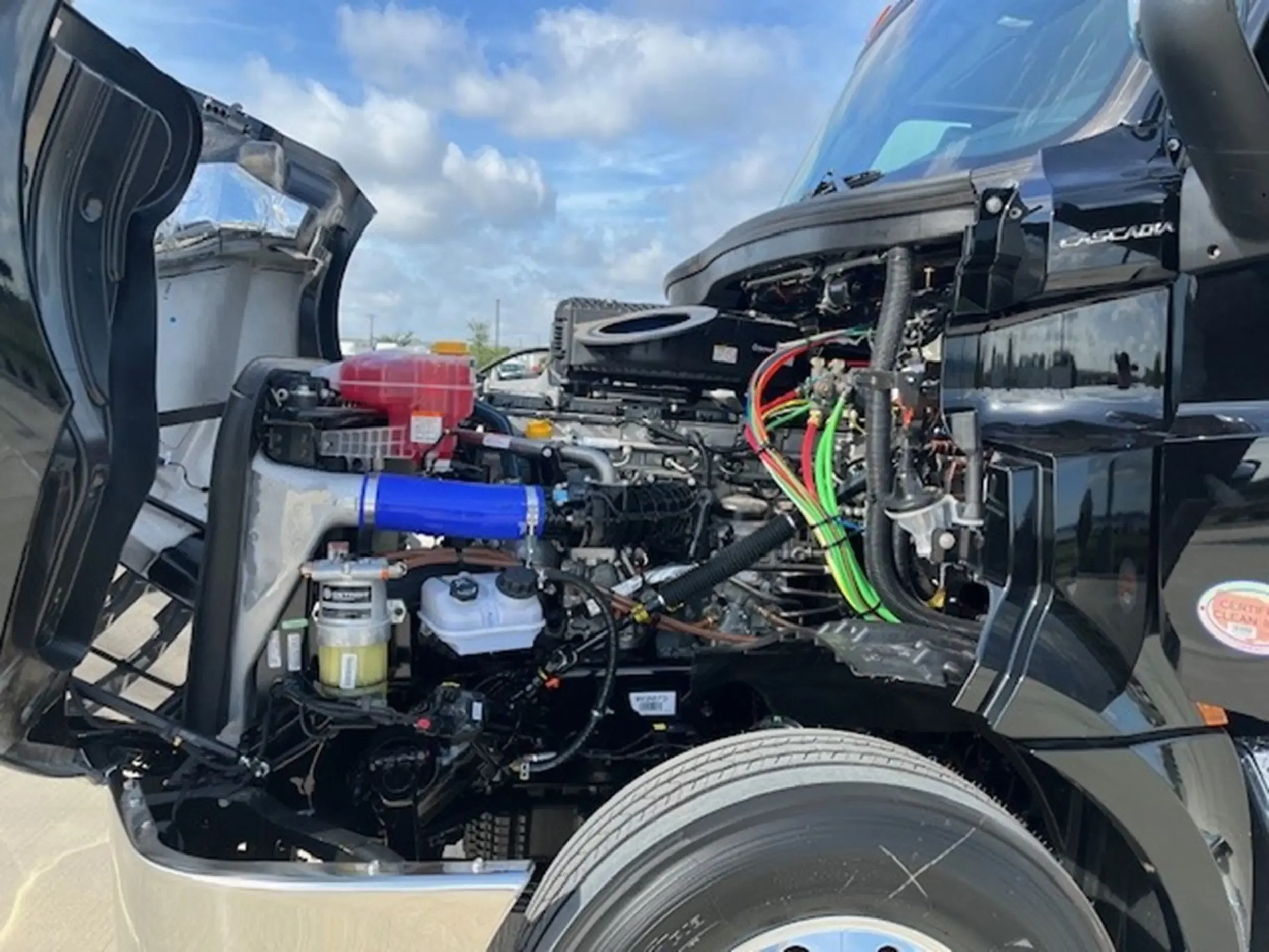 2026 Freightliner Cascadia - image 15