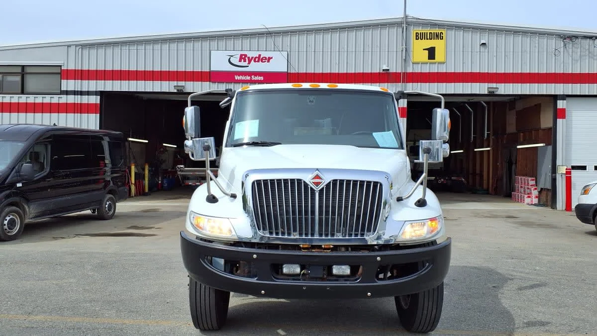 2020 International MV in Salisbury, MA — photo 2