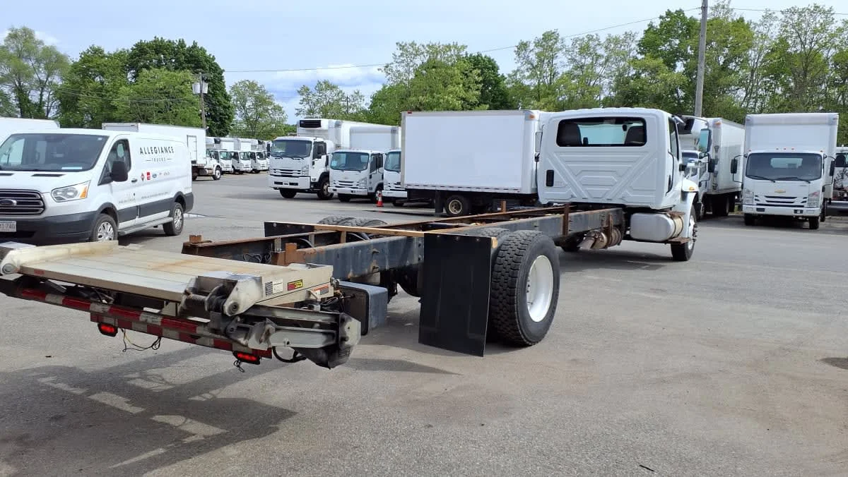 2020 International MV in Salisbury, MA — photo 4