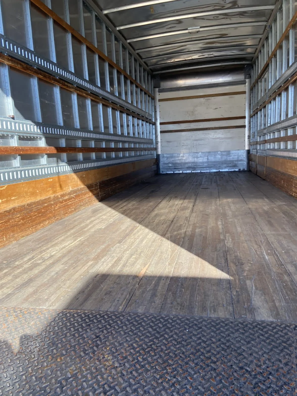 2018 Freightliner M2 106 - image 8