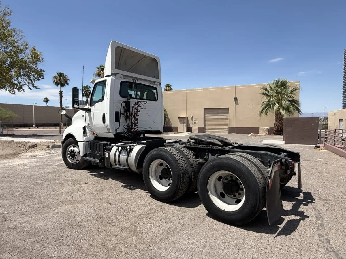2019 International LT in North Las Vegas, NV — photo 6