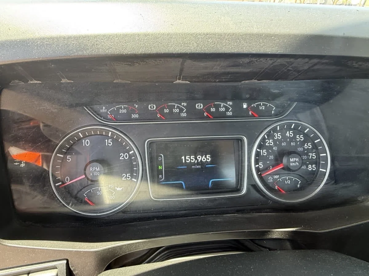 2019 International LT in North Las Vegas, NV — photo 7
