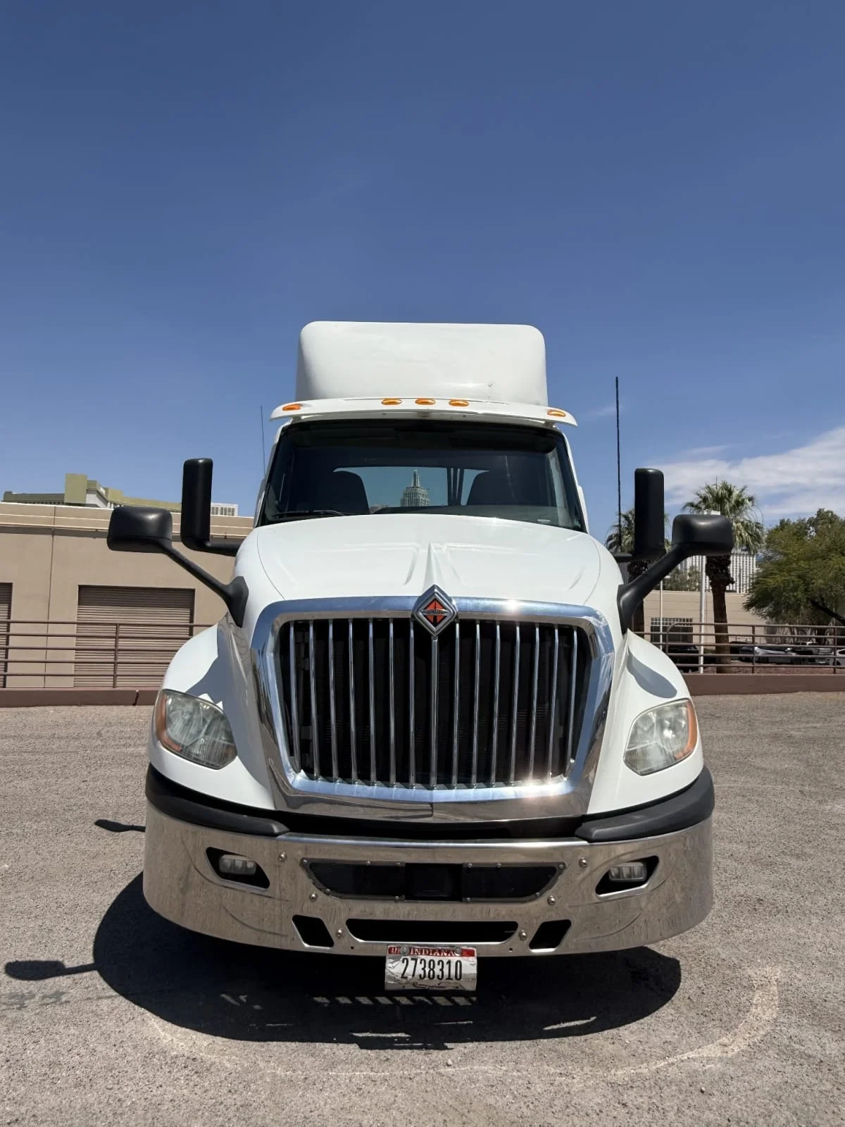 2019 International LT in North Las Vegas, NV — photo 2