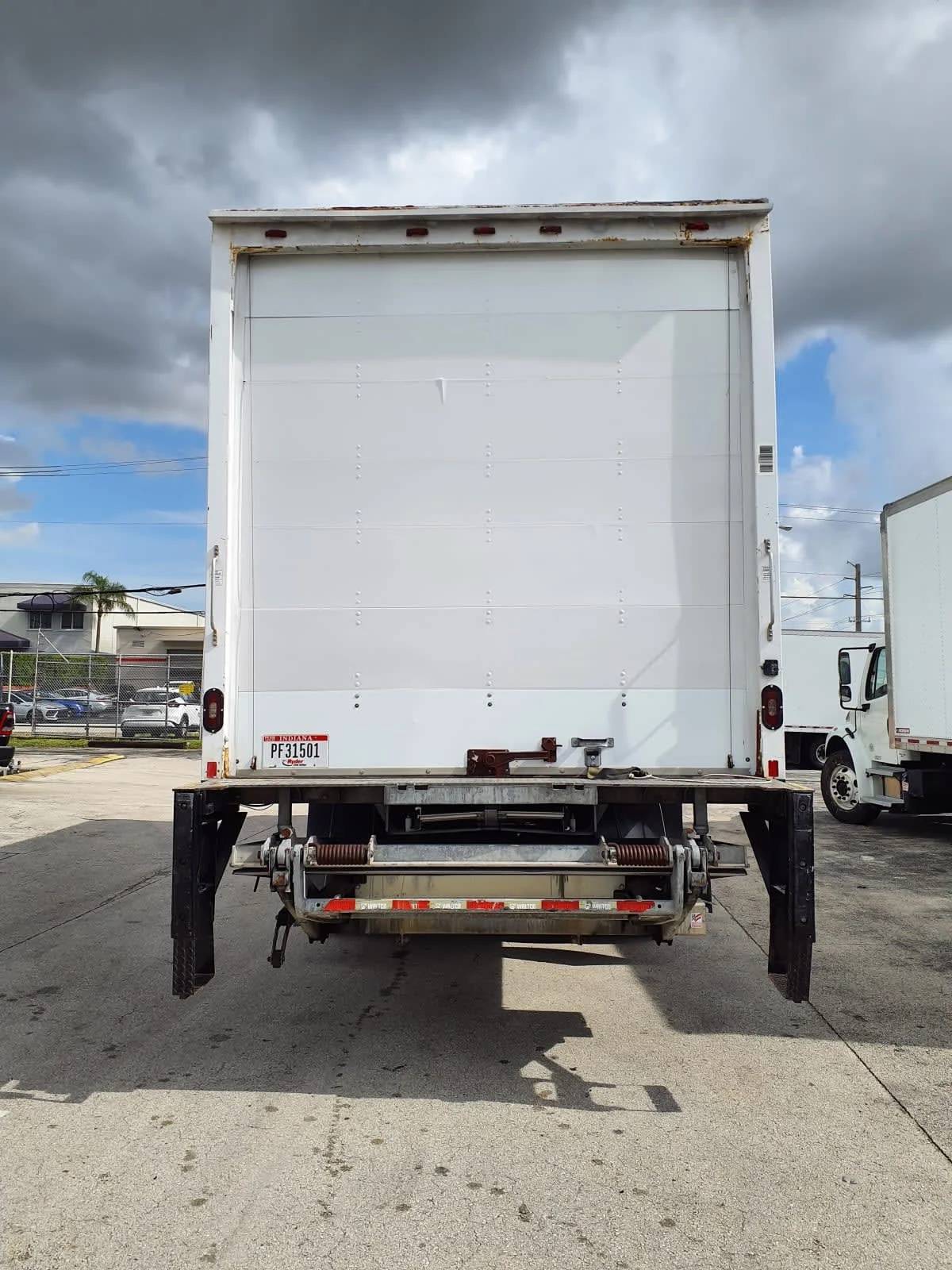 2018 Freightliner M2 106 in Miami, FL — photo 5