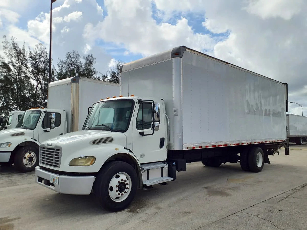 2018 Freightliner M2 106