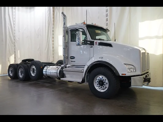 2027 Kenworth T880 in Ankeny, IA
