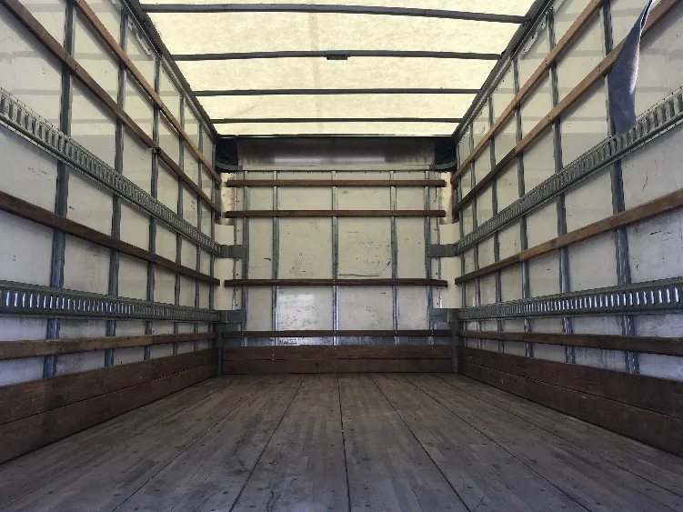 2021 Isuzu NPR - image 8