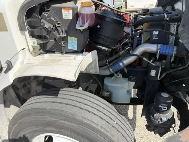2020 Freightliner M2 106 — photo 15