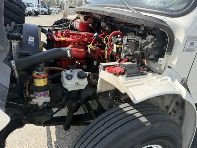 2020 Freightliner M2 106 — photo 16