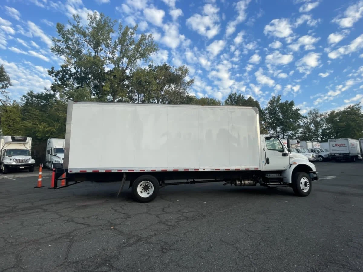 2020 International MV in Newark, NJ — photo 11