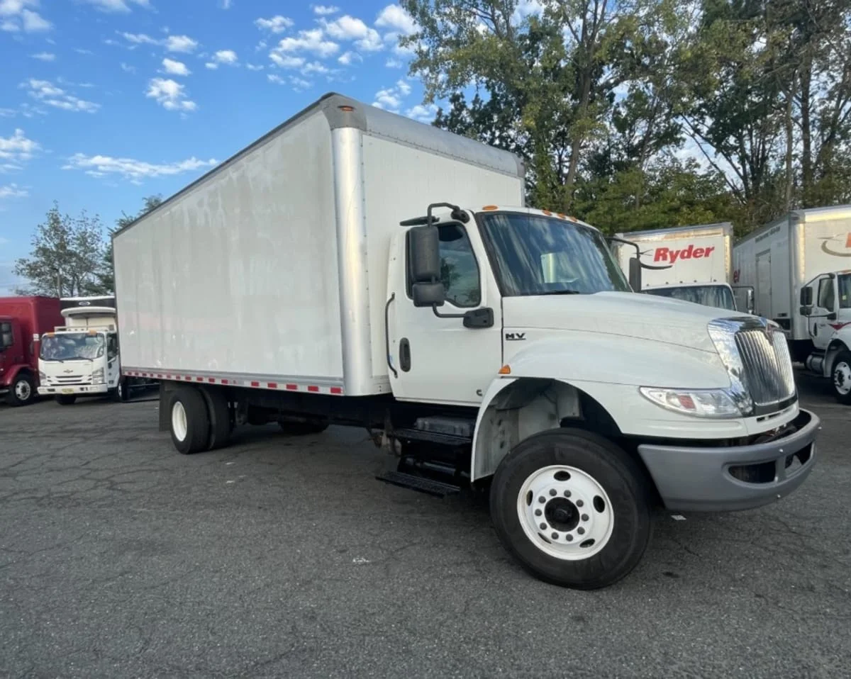 2020 International MV in Newark, NJ — photo 3