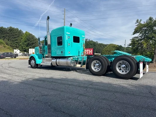 2027 Kenworth W900 in Mableton, GA — photo 9