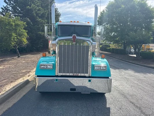 2027 Kenworth W900 in Mableton, GA — photo 7