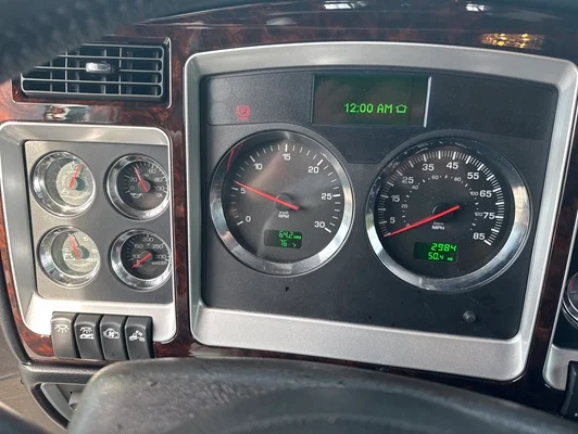2027 Kenworth W900 in Mableton, GA — photo 15
