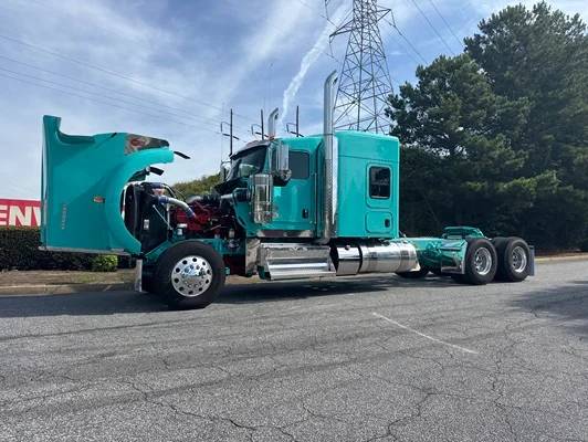 2027 Kenworth W900 in Mableton, GA — photo 14