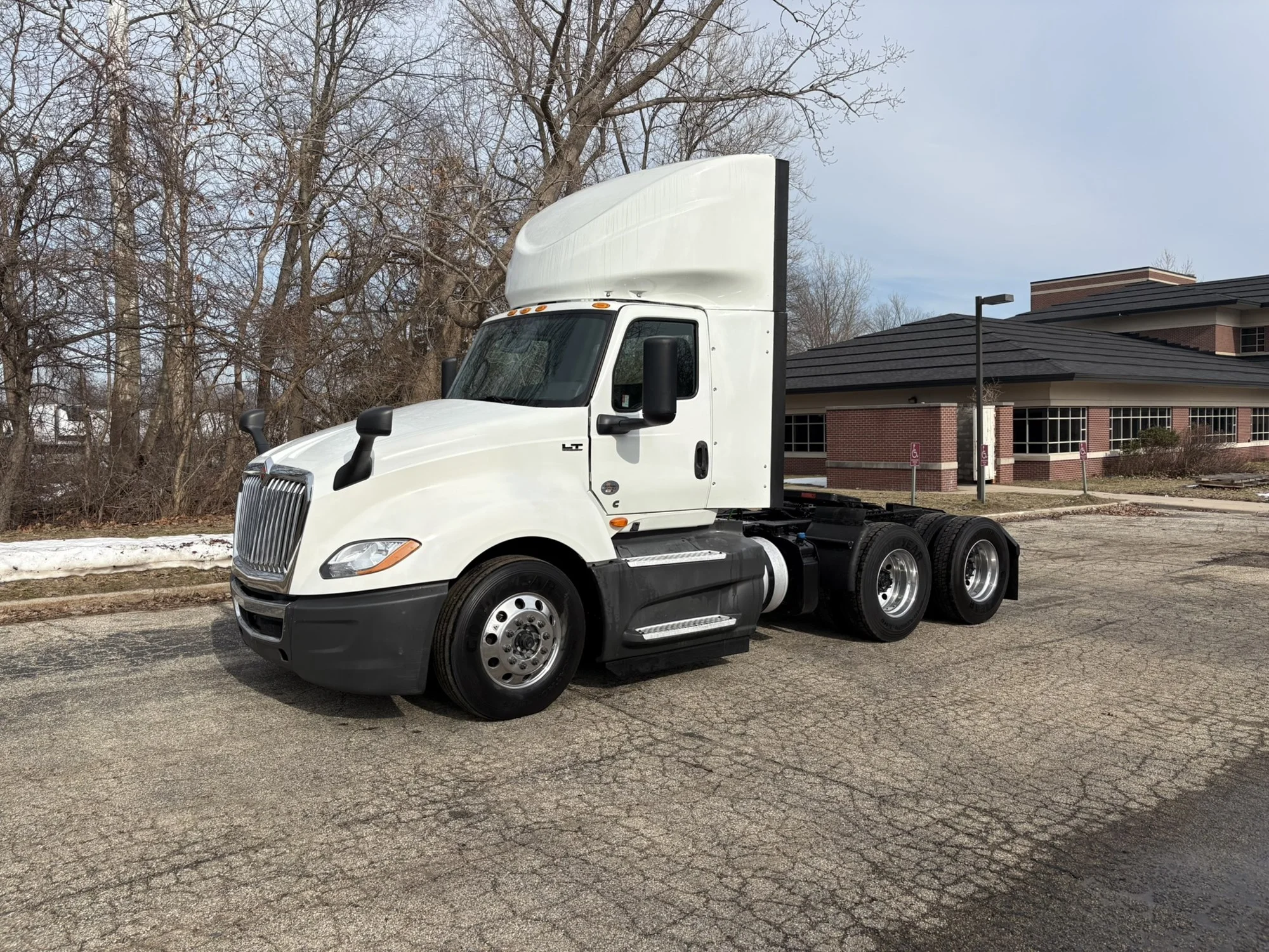 2021 International LT