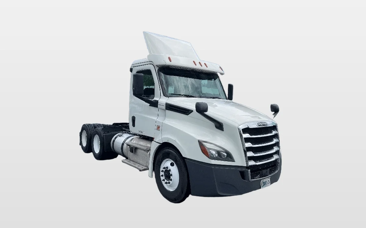 2018 Freightliner - image 1