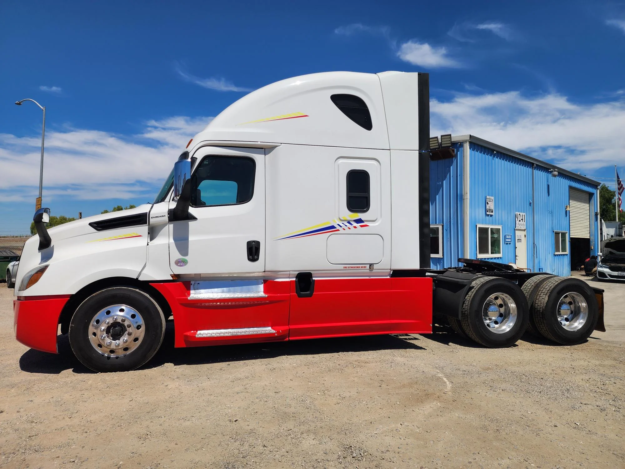 2020 Freightliner Cascadia in French Camp, CA — photo 3