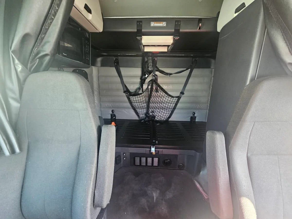 2023 Freightliner Cascadia in Orlando, FL — photo 8