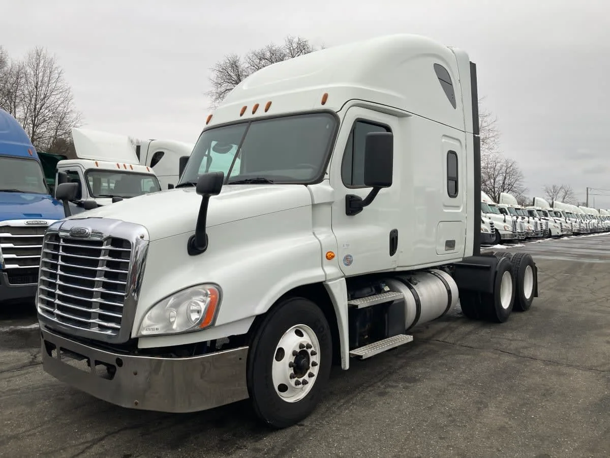 2020 Freightliner Cascadia in Springfield, MA