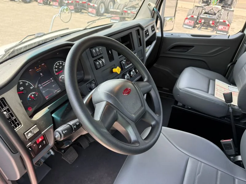 2026 Peterbilt 548 in Ringgold, GA — photo 4