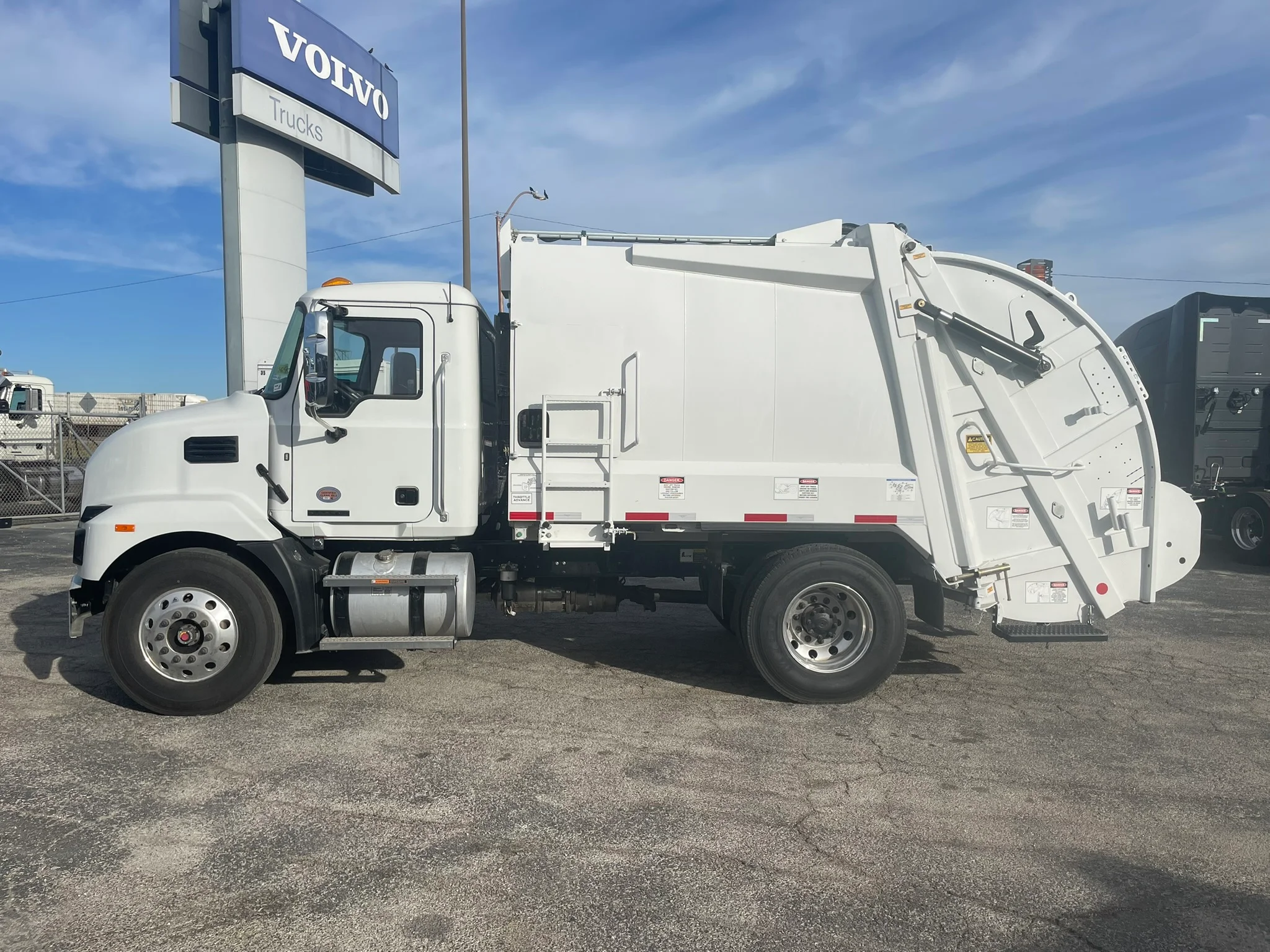 2026 Mack MD in Fort Worth, TX — photo 9