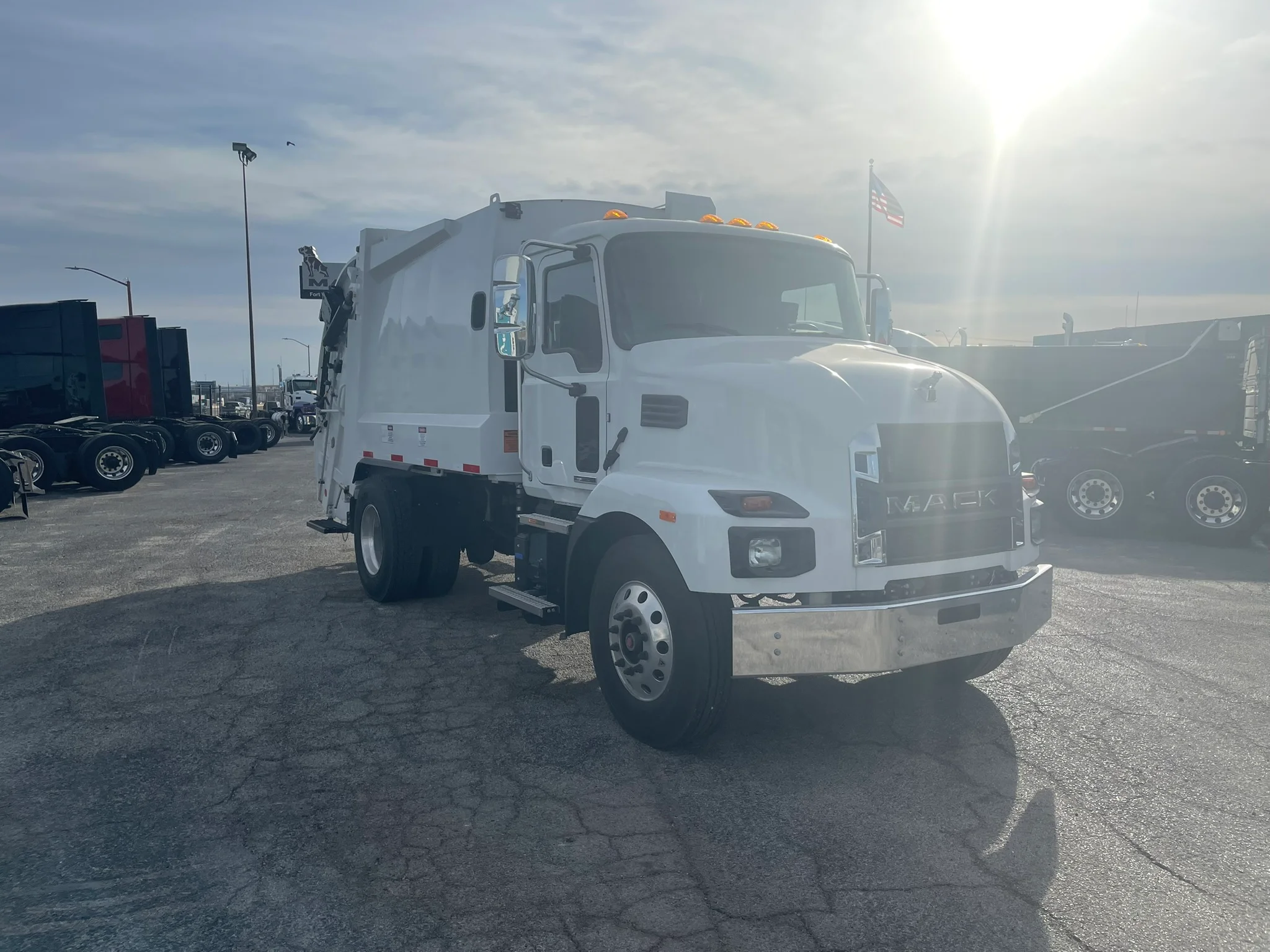 2026 Mack MD in Fort Worth, TX — photo 3