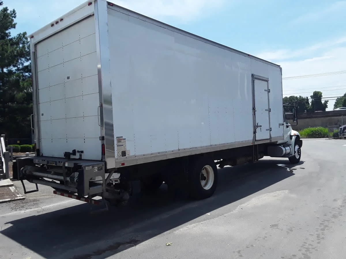 2016 International 4300 in St. Rose, LA — photo 7