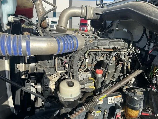 2019 Peterbilt 389 — photo 12