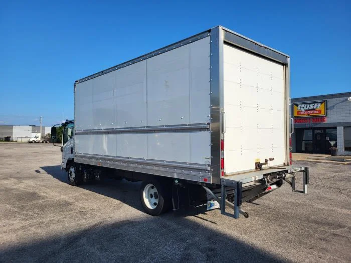 2020 Isuzu NPR — photo 4