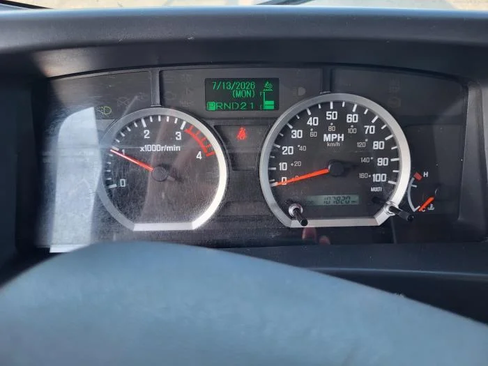 2020 Isuzu NPR — photo 11