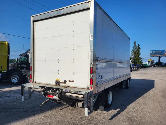 2020 Isuzu NPR — photo 6