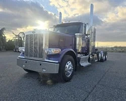 2025 PETERBILT 589 - image 40