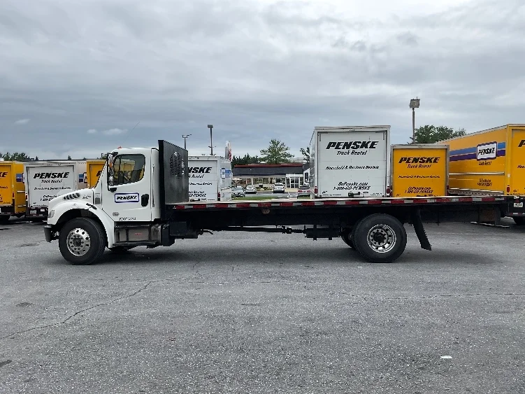 2020 Freightliner eM2 in Dayton, NJ — photo 4